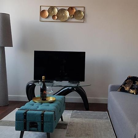 Boutique Apartman I Eger Buitenkant foto